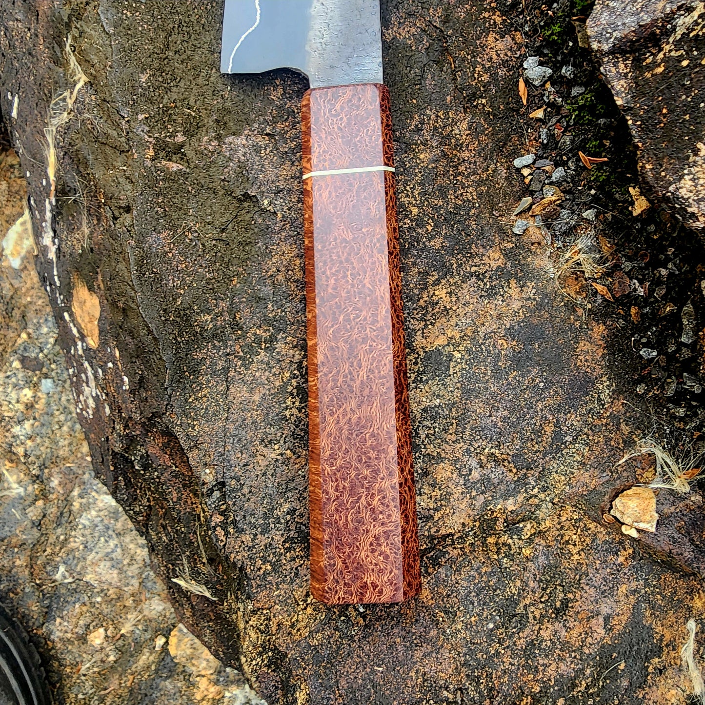 "Sagittarius A" San Mai Chef's Knife - 80CrV2/Ni/1020